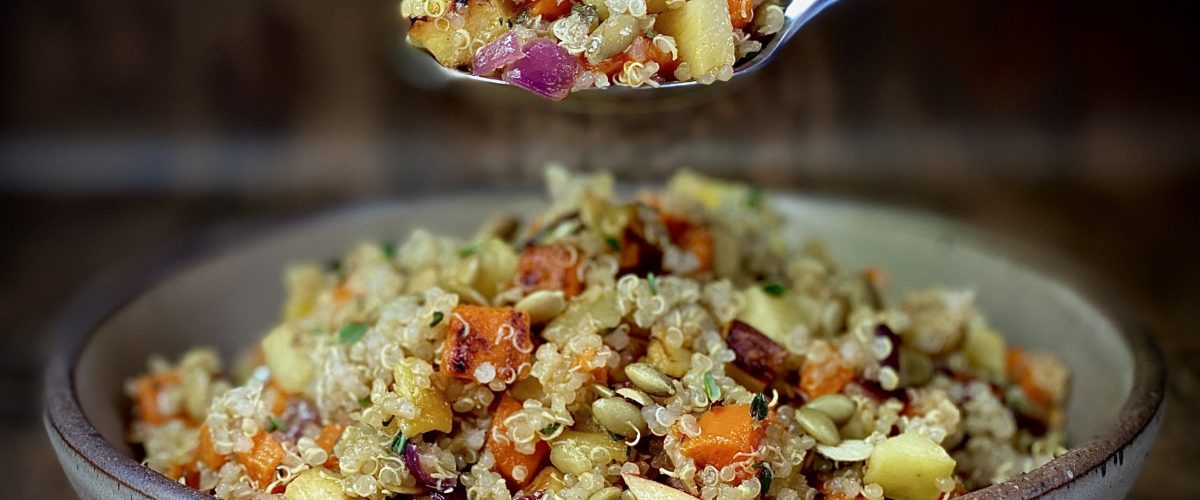 طرز تهیه سالاد کینوا رژیمی در ام تی فود