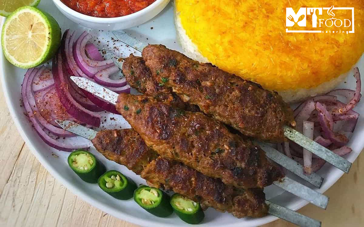 چلو کباب لقمه